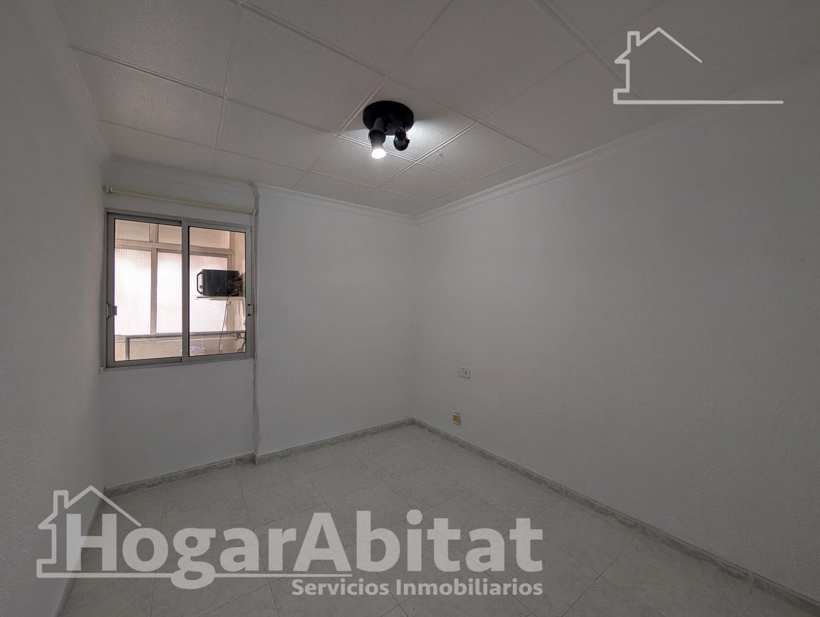3 slaapkamer Flat te koop in Alicante stad - € 155.000 (Ref: 9965332)