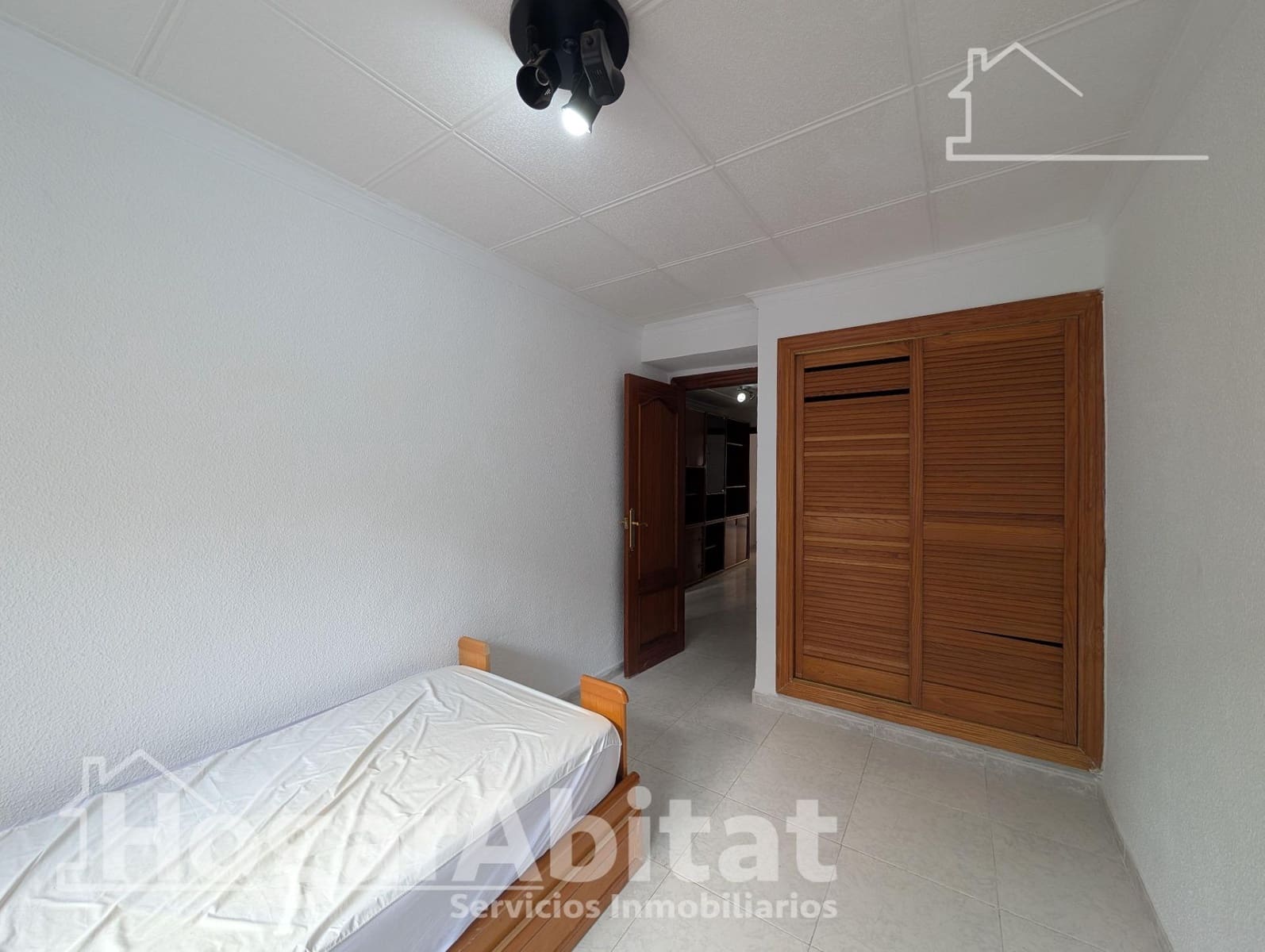 3 slaapkamer Flat te koop in Alicante stad - € 155.000 (Ref: 9965332)
