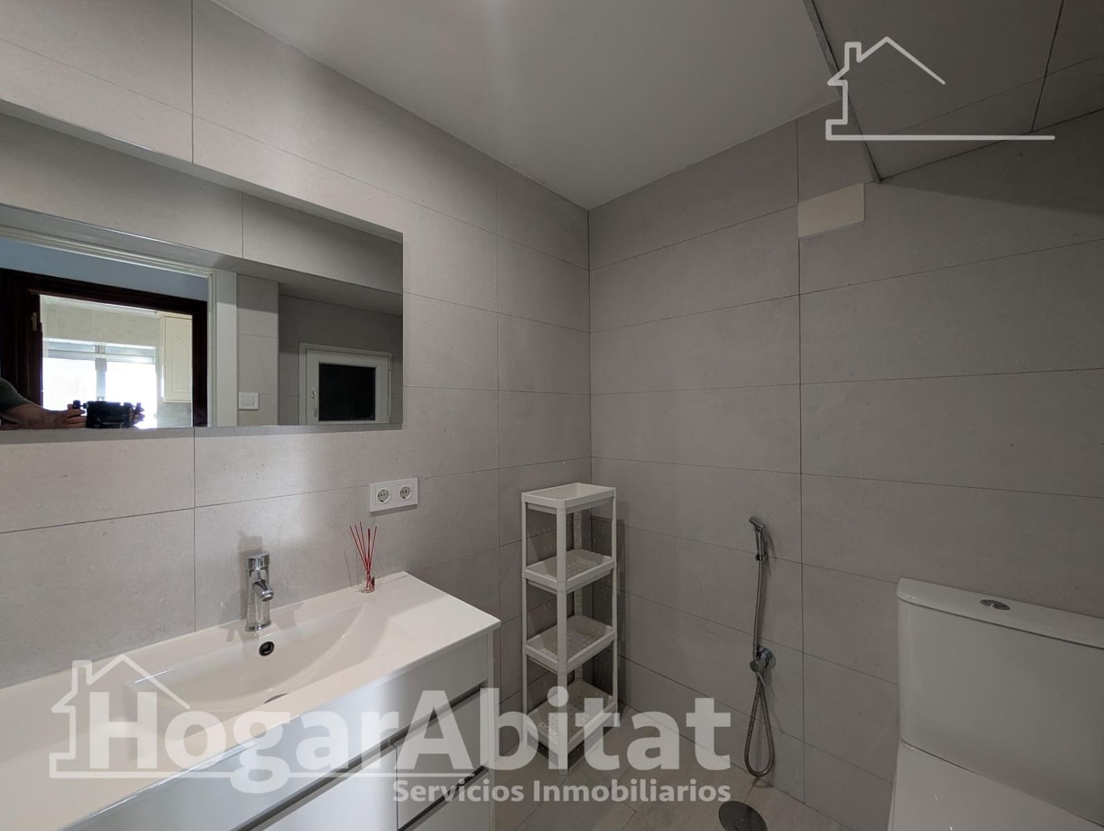 3 slaapkamer Flat te koop in Alicante stad - € 155.000 (Ref: 9965332)