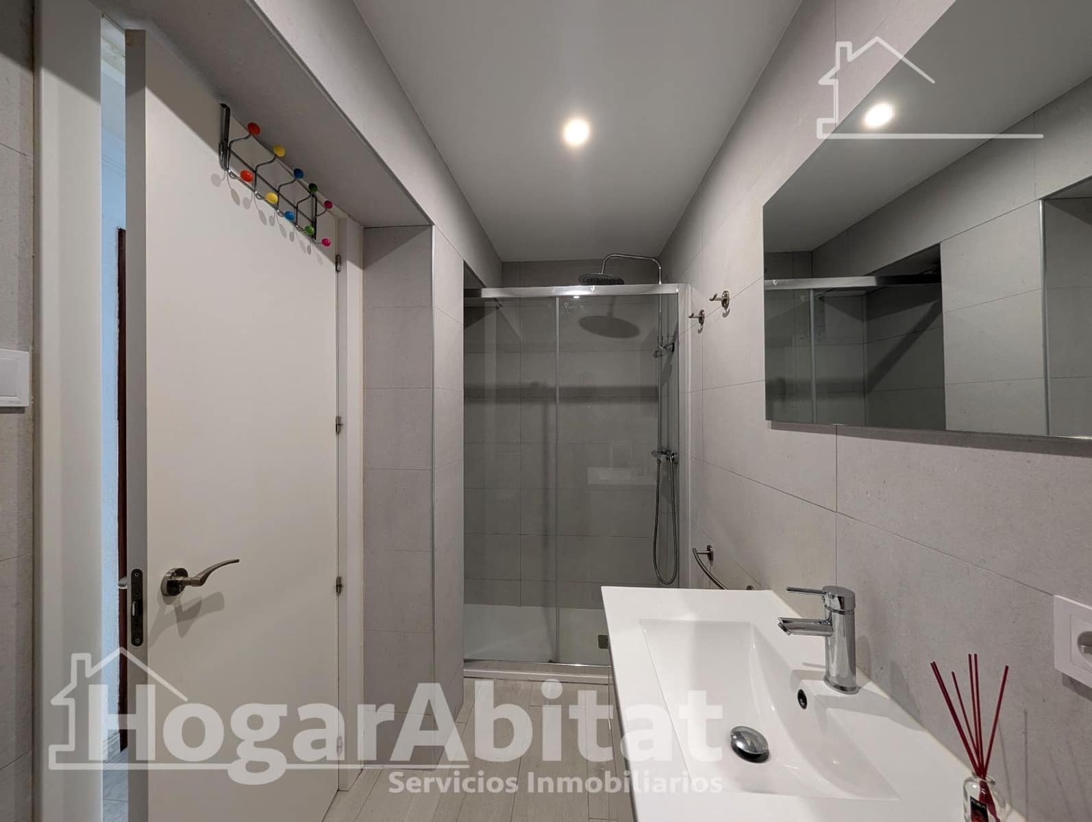 3 slaapkamer Flat te koop in Alicante stad - € 155.000 (Ref: 9965332)