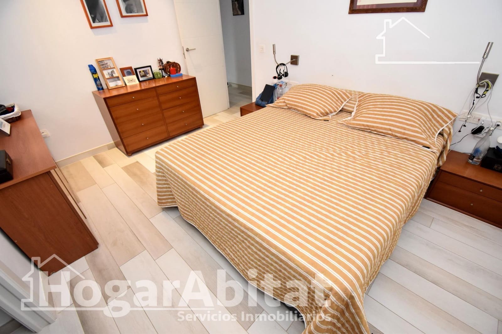 3 soveværelse Lejlighed til salg i Castello de la Plana - € 245.000 (Ref: 9966698)