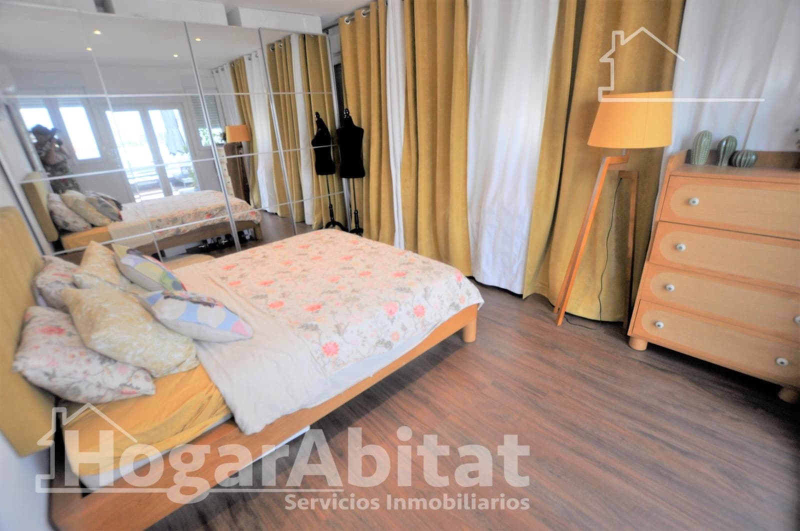 2 soveværelse Penthouse til salg i Valencia by med swimmingpool garage - € 290.000 (Ref: 9970639)