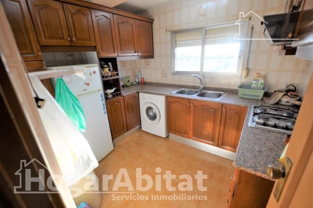 3 slaapkamer Flat te koop in Valencia stad - € 220.000 (Ref: 9970640)