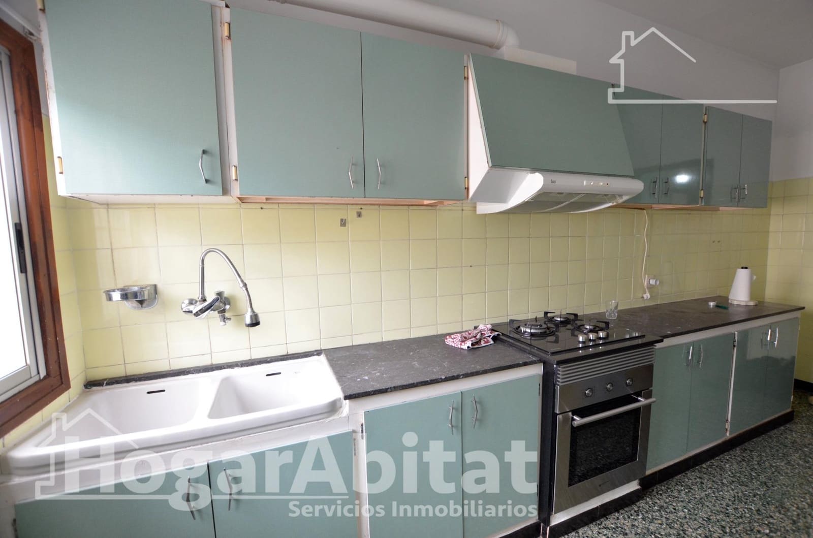 4 bedroom Flat for sale in San Vicente / Sant Vicent del Raspeig - € 240,000 (Ref: 9973365)