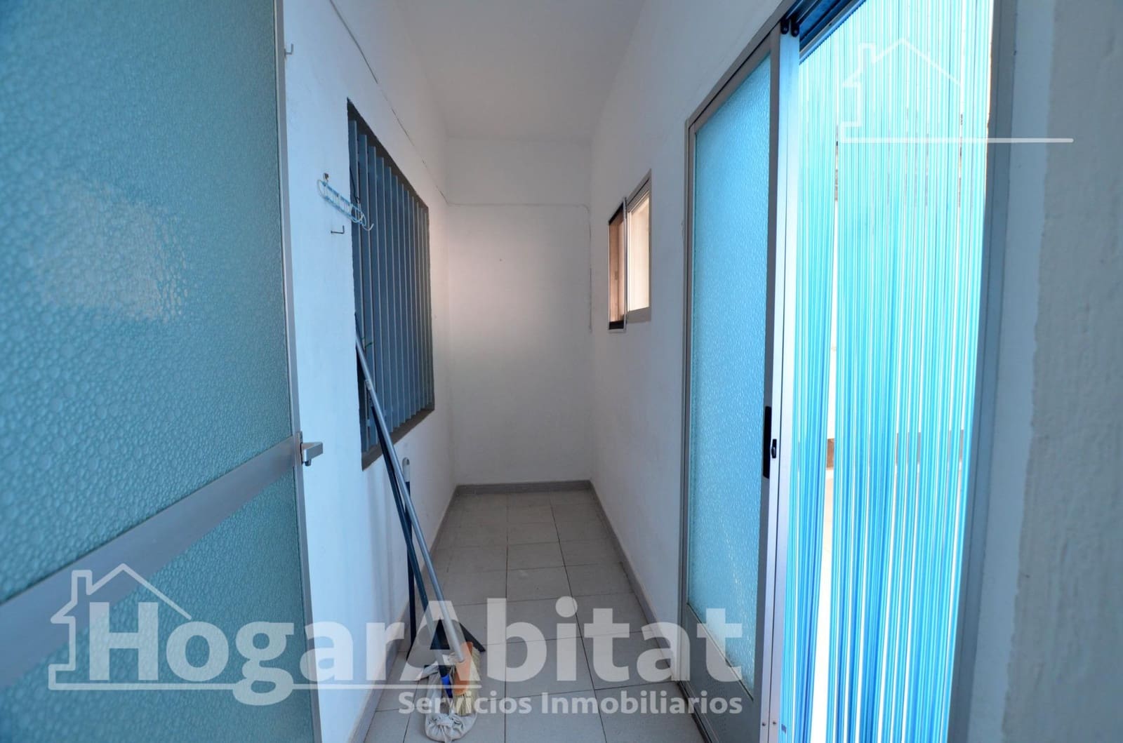 4 bedroom Flat for sale in San Vicente / Sant Vicent del Raspeig - € 240,000 (Ref: 9973365)