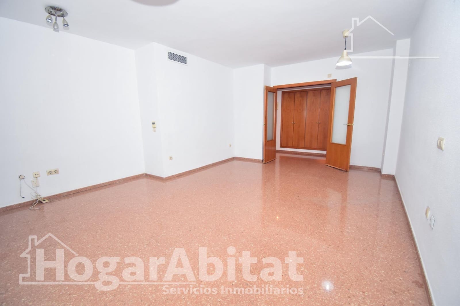 3 camera da letto Appartamento da affittare in Paterna con piscina garage - 1.300 € (Rif: 9973370)