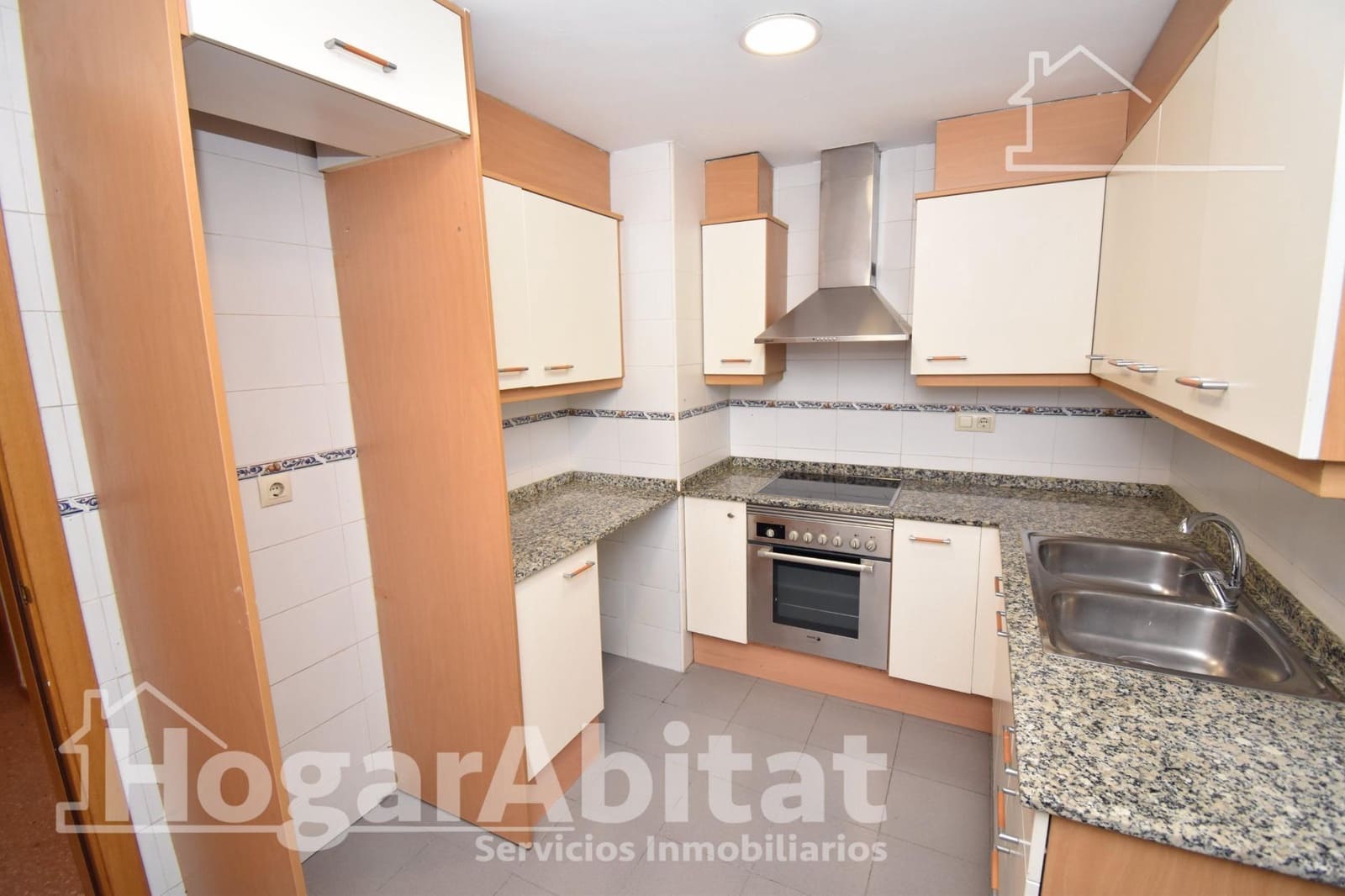 3 camera da letto Appartamento da affittare in Paterna con piscina garage - 1.300 € (Rif: 9973370)