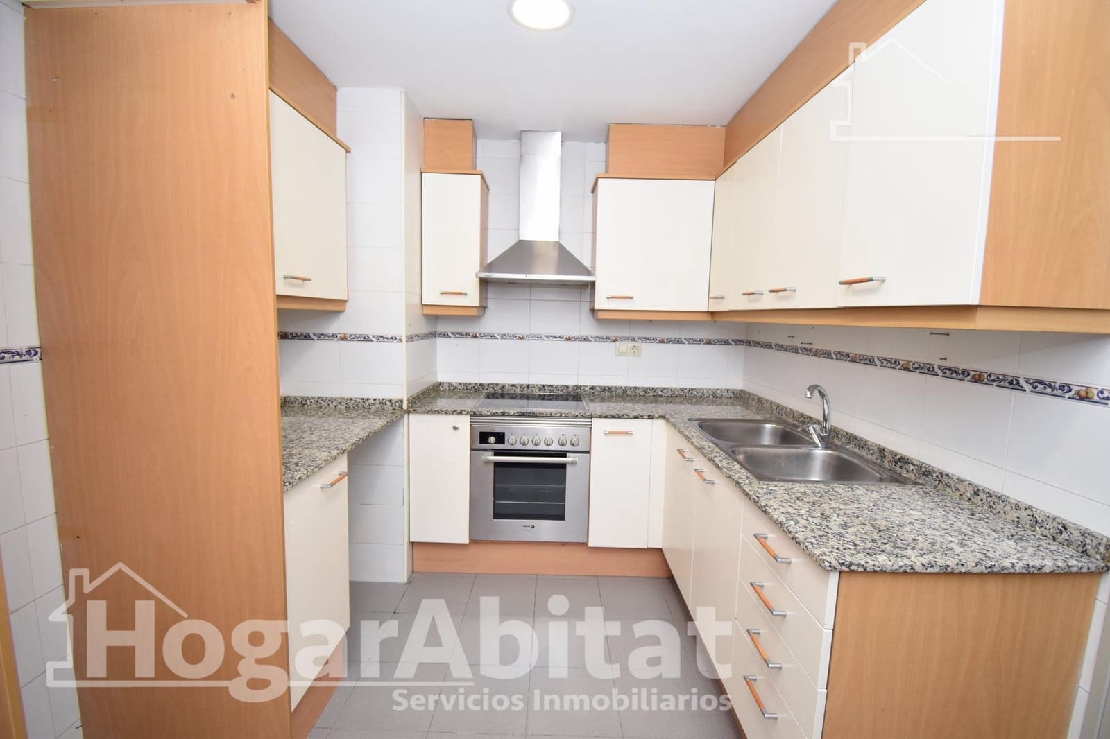 3 camera da letto Appartamento da affittare in Paterna con piscina garage - 1.300 € (Rif: 9973370)
