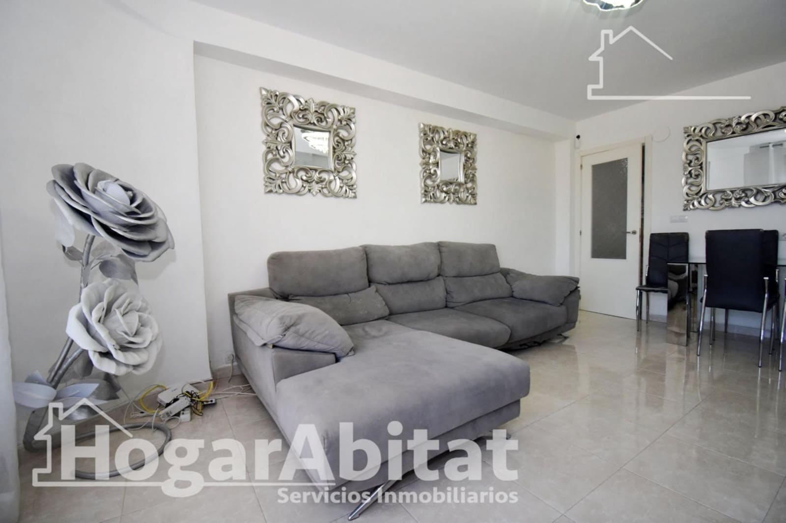 3 bedroom Flat for sale in Castello de la Plana - € 89,000 (Ref: 9975480)