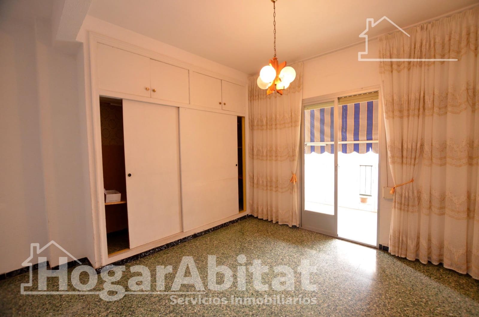 4 soveværelse Lejlighed til salg i San Vicente / Sant Vicent del Raspeig - € 240.000 (Ref: 9975482)