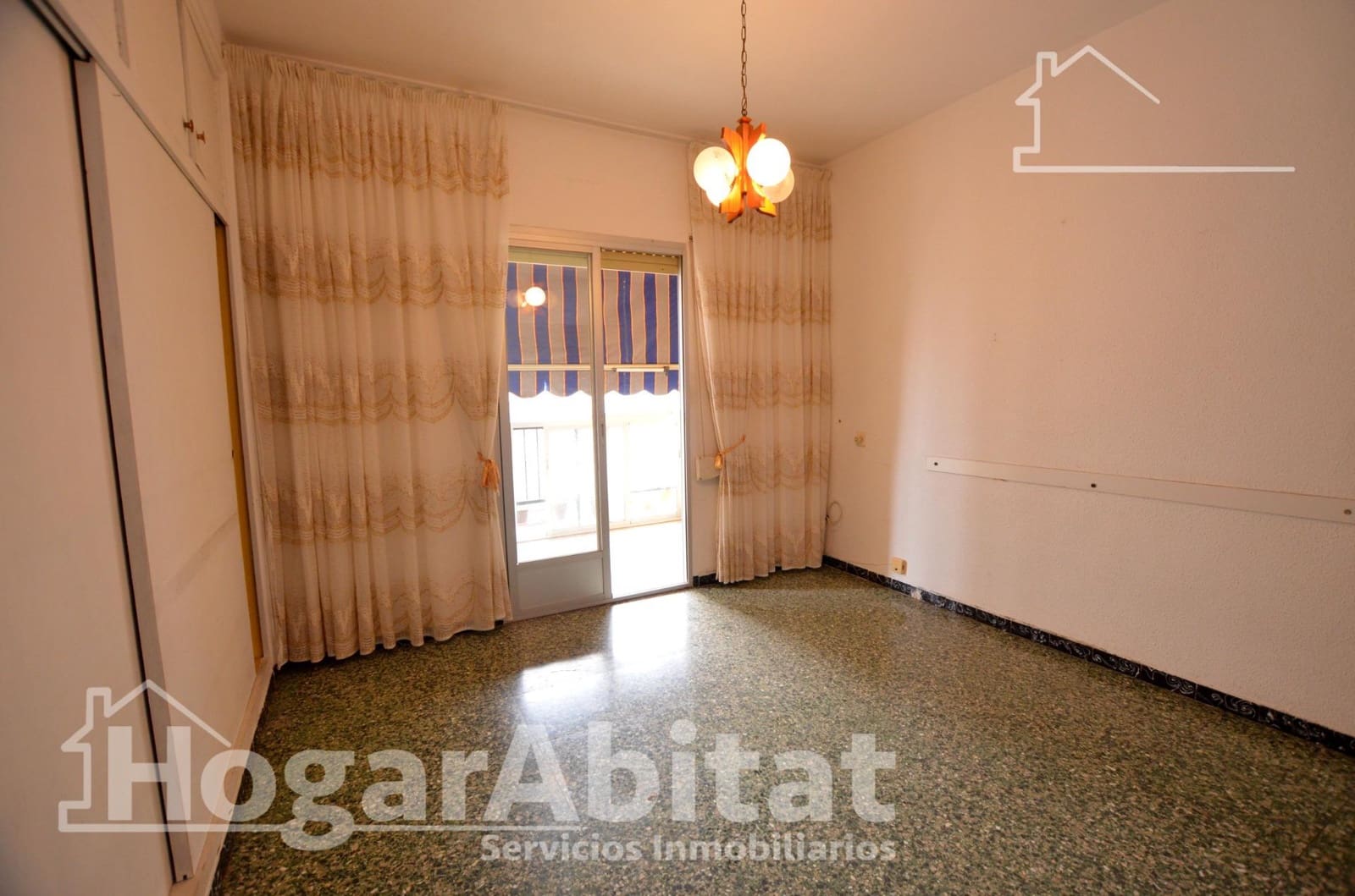 4 soveværelse Lejlighed til salg i San Vicente / Sant Vicent del Raspeig - € 240.000 (Ref: 9975482)