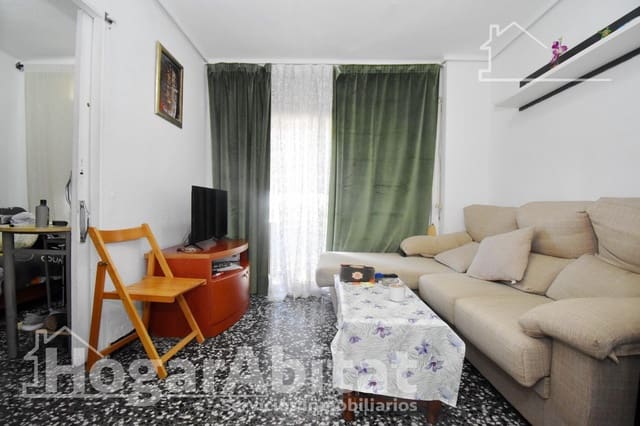 3 slaapkamer Flat te koop in Norte, Castelló de la Plana - € 80.000 (Ref: 9975488)