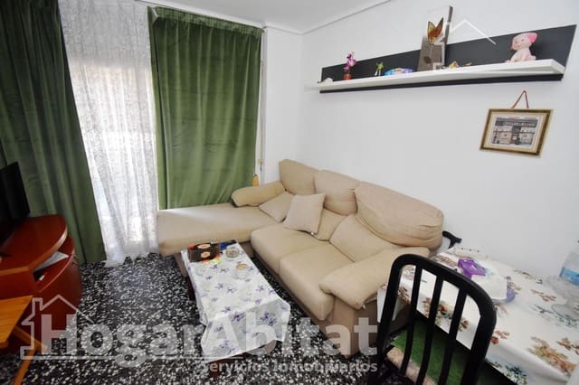 3 slaapkamer Flat te koop in Norte, Castelló de la Plana - € 80.000 (Ref: 9975488)