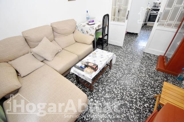 3 slaapkamer Flat te koop in Norte, Castelló de la Plana - € 80.000 (Ref: 9975488)