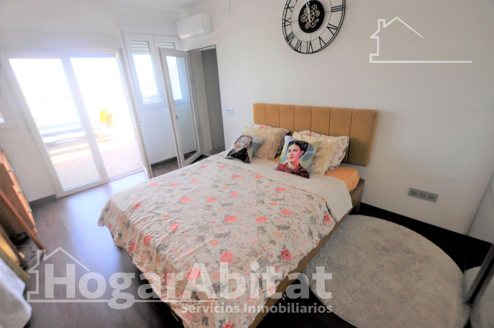 2 bedroom Penthouse for sale in Valencia city with pool garage - € 290,000 (Ref: 9975495)