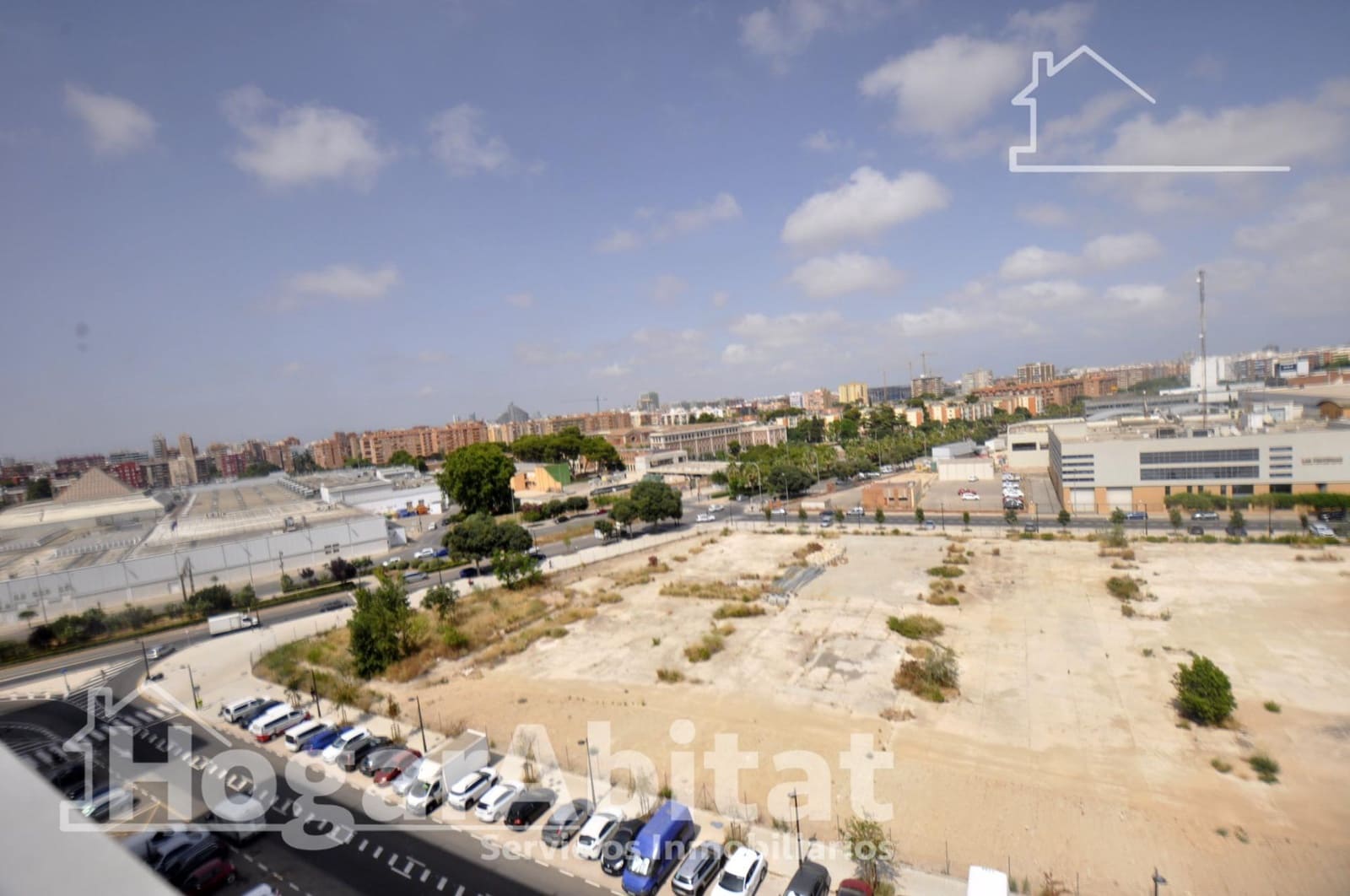 2 bedroom Penthouse for sale in Valencia city with pool garage - € 290,000 (Ref: 9975495)