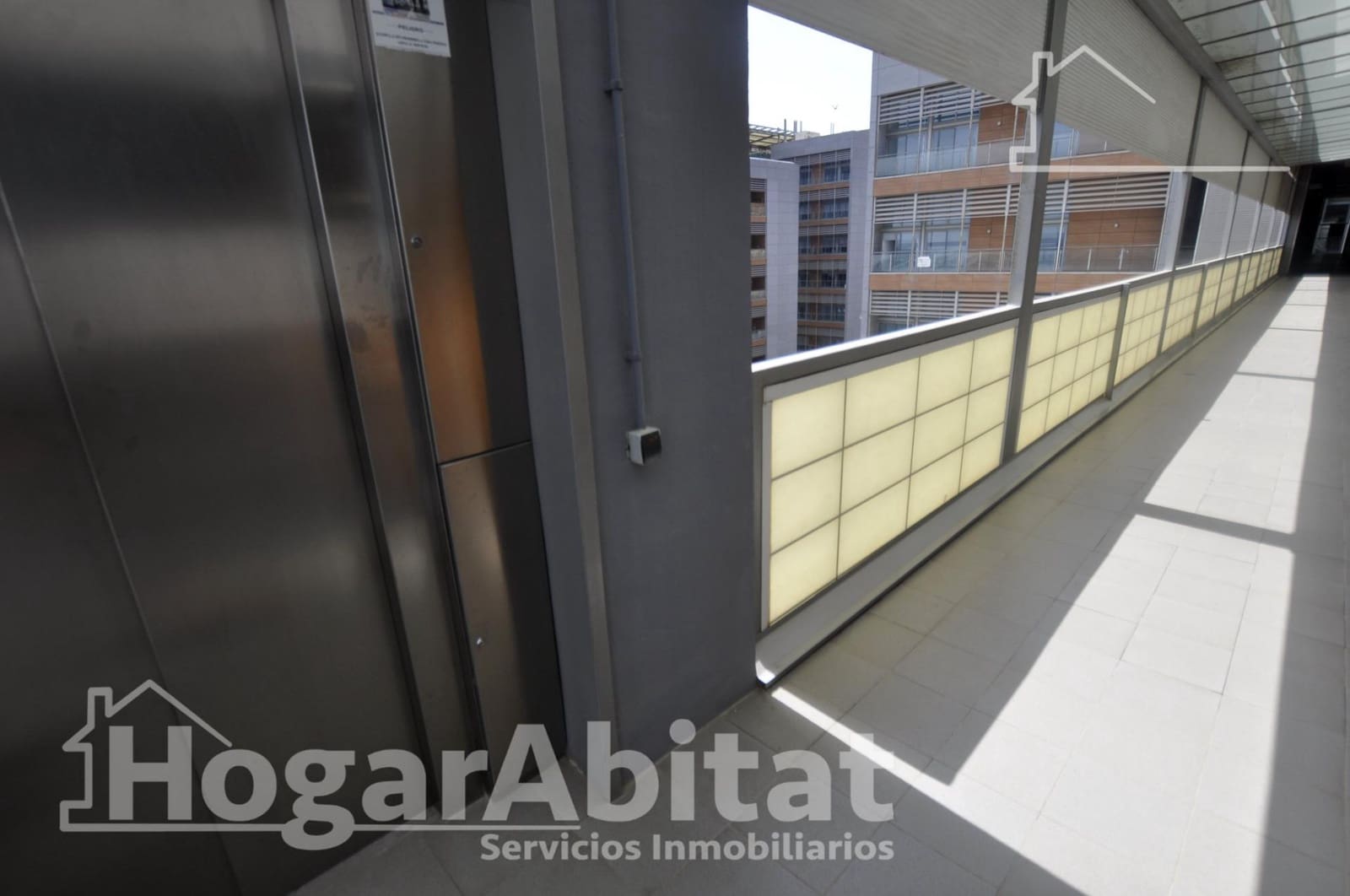 2 bedroom Penthouse for sale in Valencia city with pool garage - € 290,000 (Ref: 9975495)