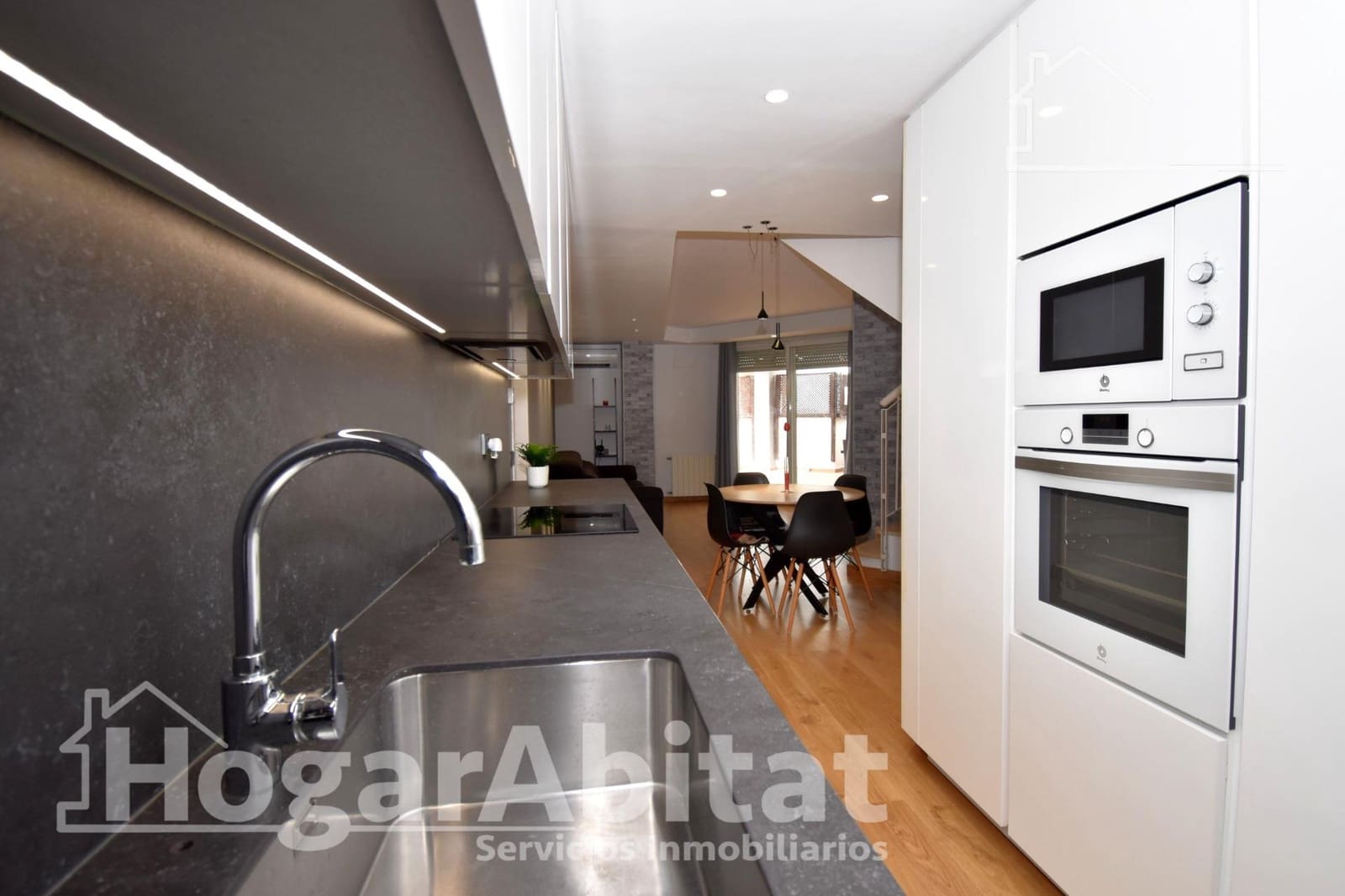 3 slaapkamer Penthouse te koop in Valencia stad met garage - € 625.000 (Ref: 9975497)