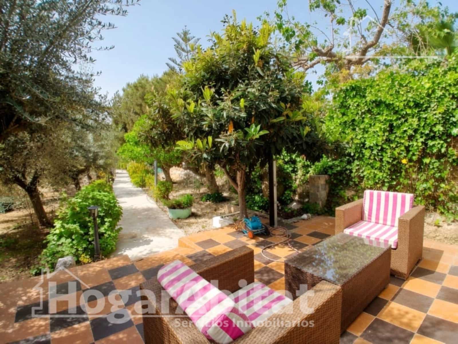 Chalet de 5 habitaciones en Alfara d'Algimia en venta con garaje - 435.000 € (Ref: 9978926)