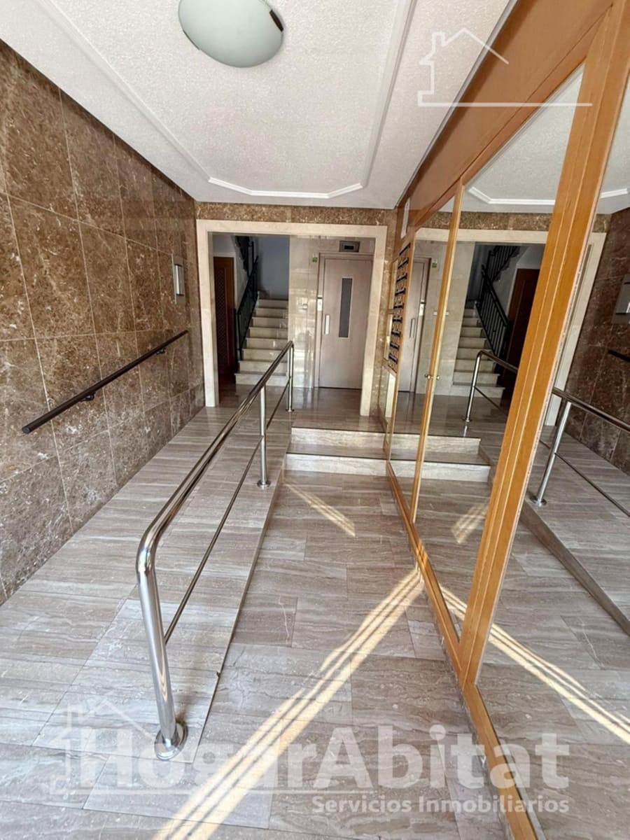 Piso de 3 habitaciones en Elche / Elx en venta - 219.900 € (Ref: 9978939)