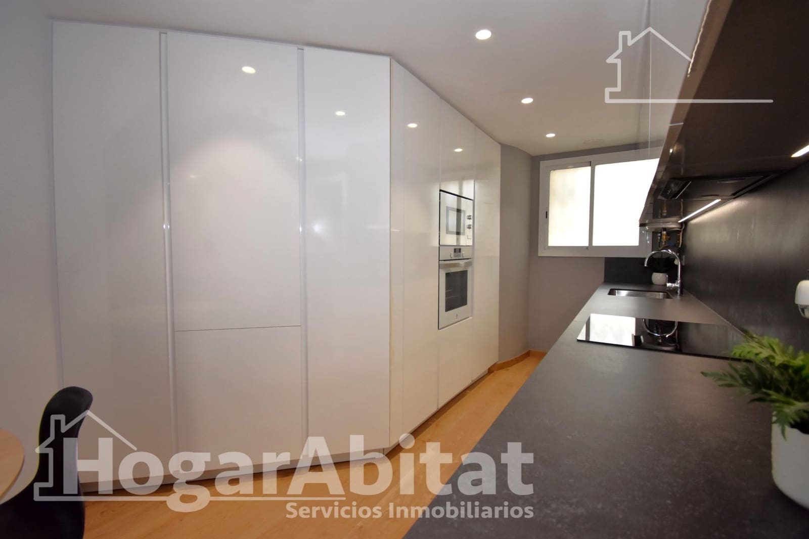 Ático de 3 habitaciones en València ciudad en venta con garaje - 625.000 € (Ref: 9978943)