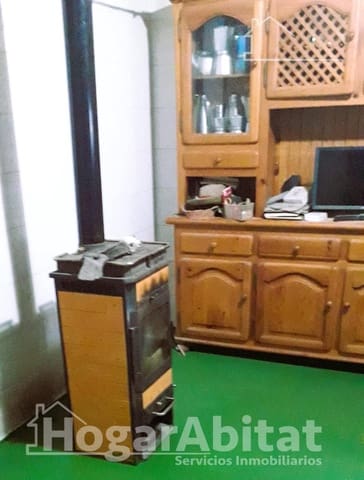 2 bedroom Villa for sale in Alborache with pool garage - € 135,000 (Ref: 9983047)