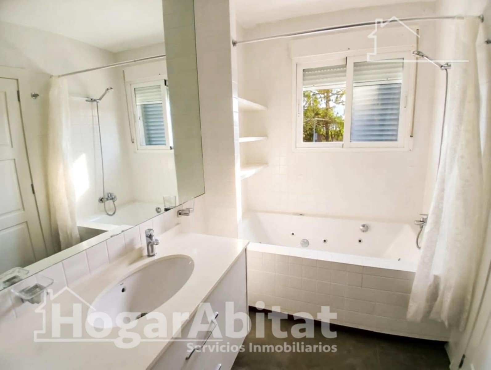 5 soverom Villa til salgs i Alfara d'Algimia med garasje - € 435 000 (Ref: 9983051)