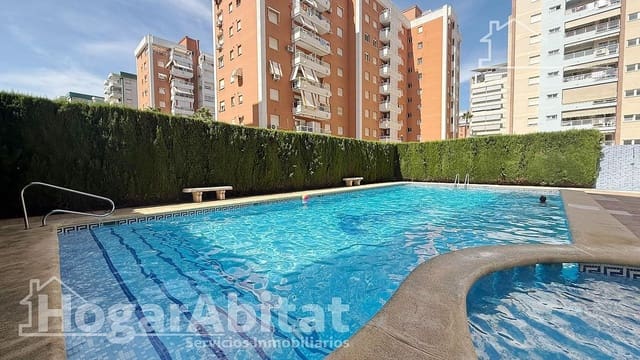 Piso en Gandia en venta con piscina - 114.900 € (Ref: 9983057)