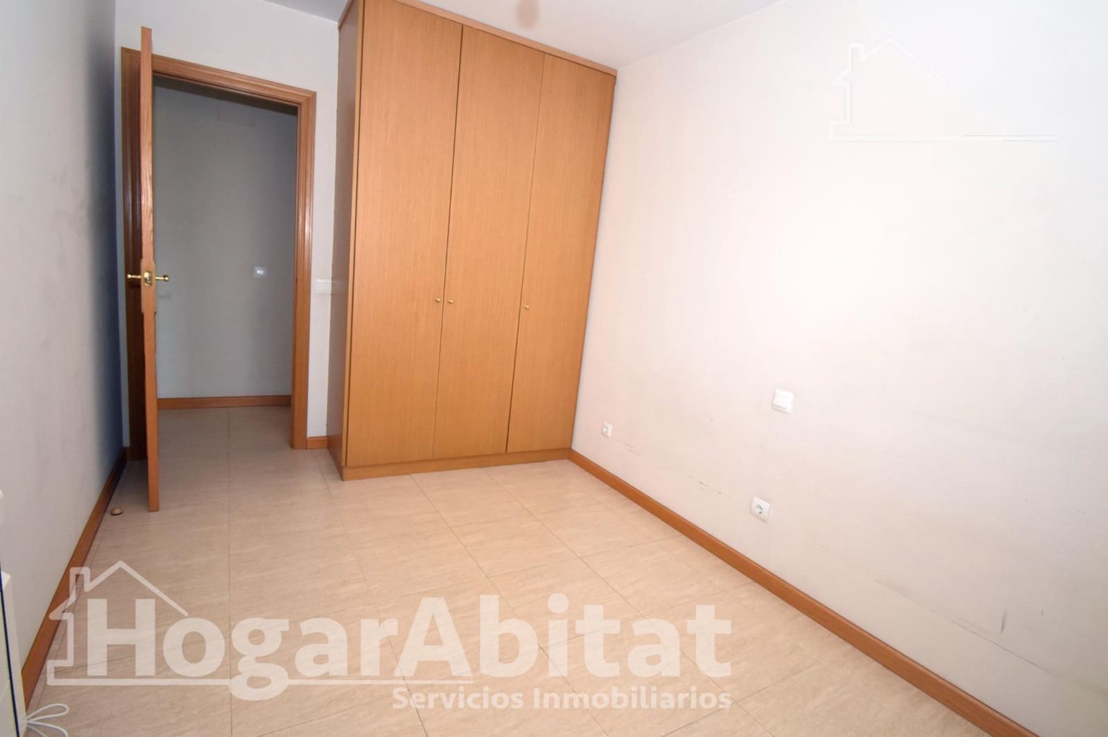 3 bedroom Flat for sale in Paterna with pool garage - € 298,000 (Ref: 9983062)
