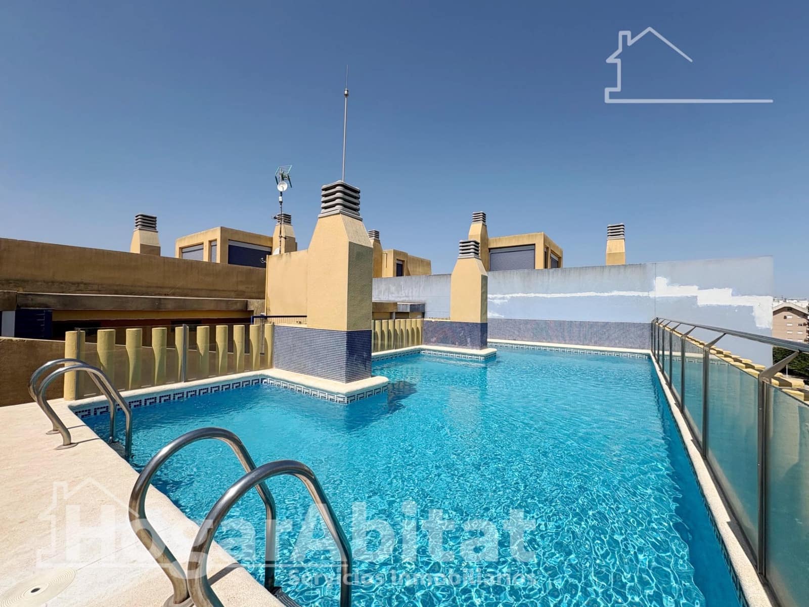 2 sovrum Lägenhet till salu i Bellreguard med pool - 190 000 € (Ref: 9986922)