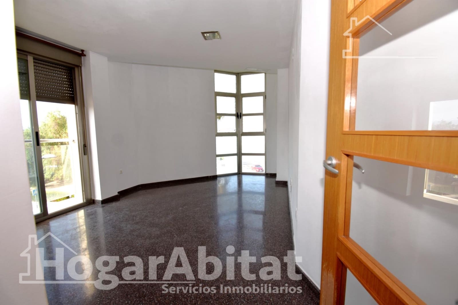 3 soverom Leilighet til salgs i Benaguasil med garasje - € 140 000 (Ref: 9990764)