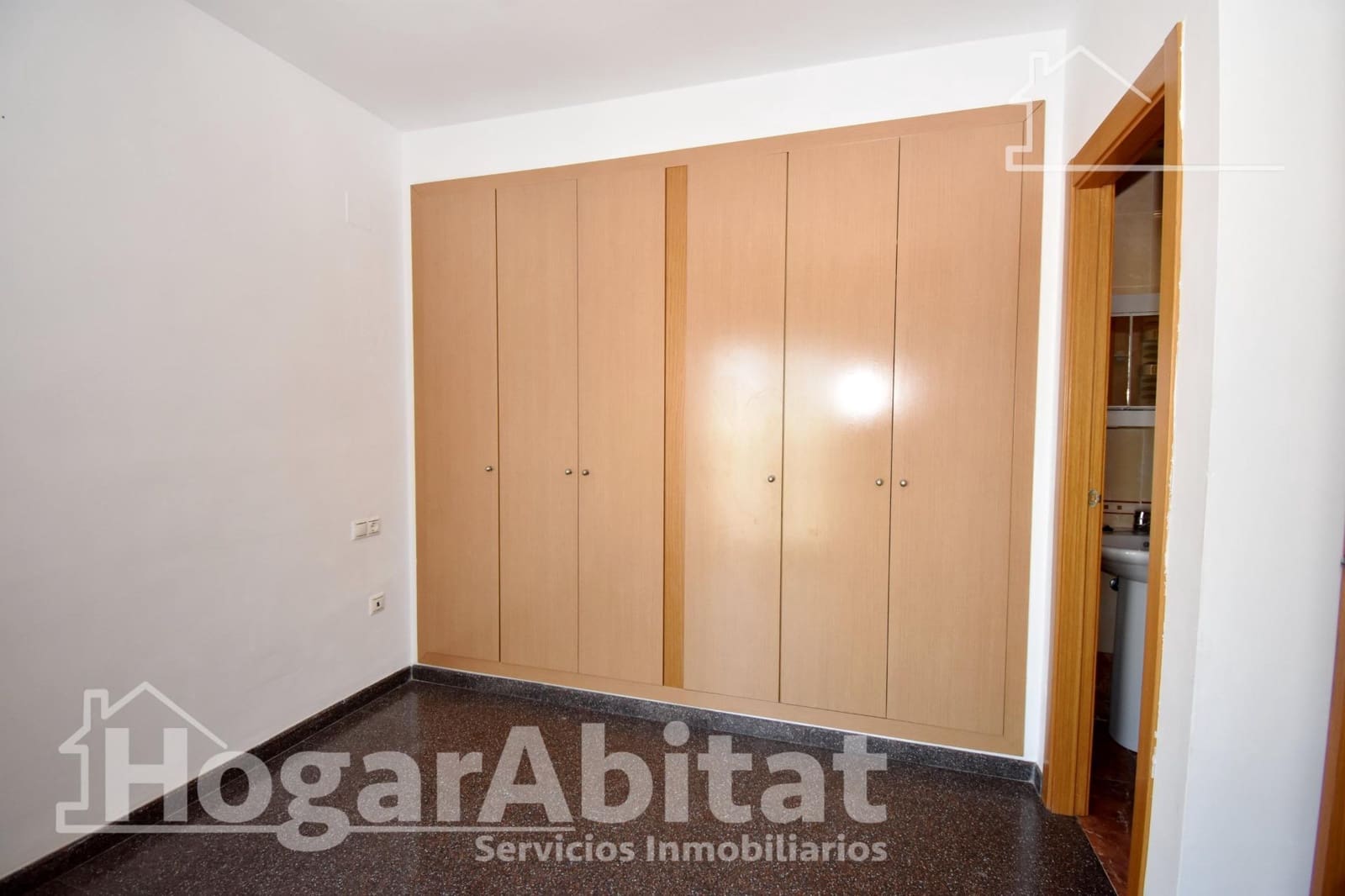 3 soverom Leilighet til salgs i Benaguasil med garasje - € 140 000 (Ref: 9990764)