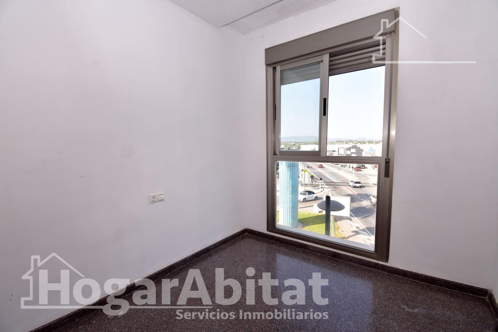 3 soverom Leilighet til salgs i Benaguasil med garasje - € 140 000 (Ref: 9990764)