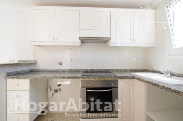 Adosado de 3 habitaciones en Dénia en venta - 350.000 € (Ref: 9990765)
