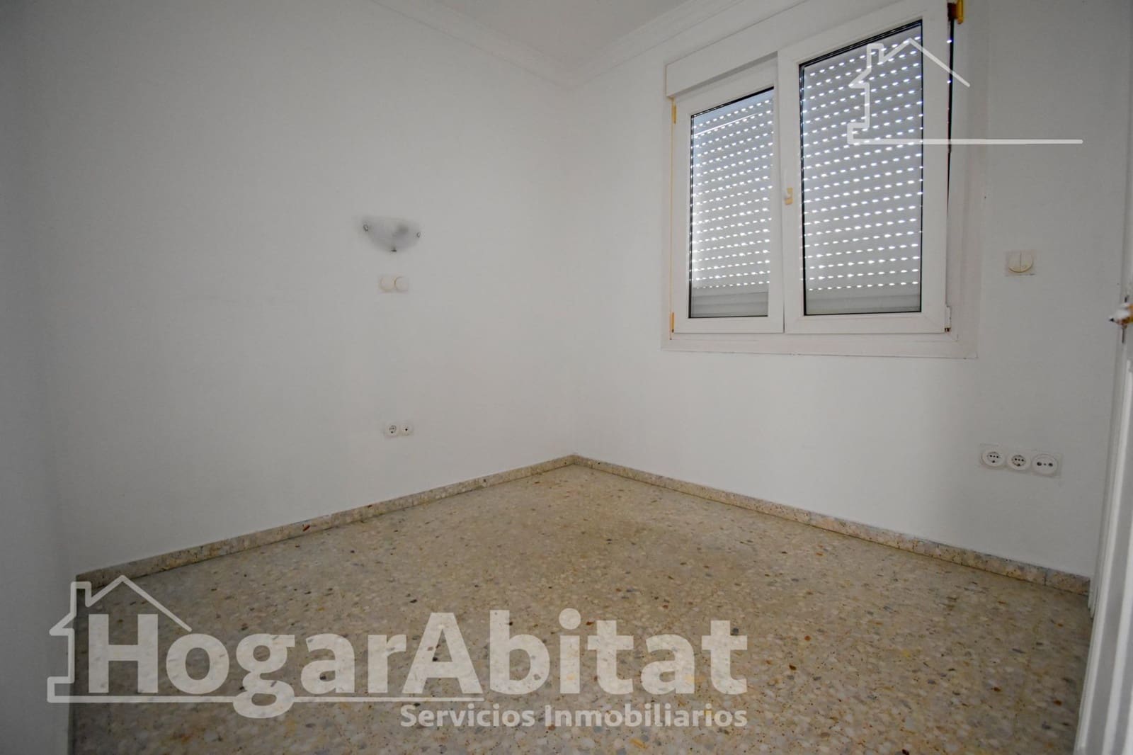 Adosado de 3 habitaciones en Dénia en venta - 350.000 € (Ref: 9990765)
