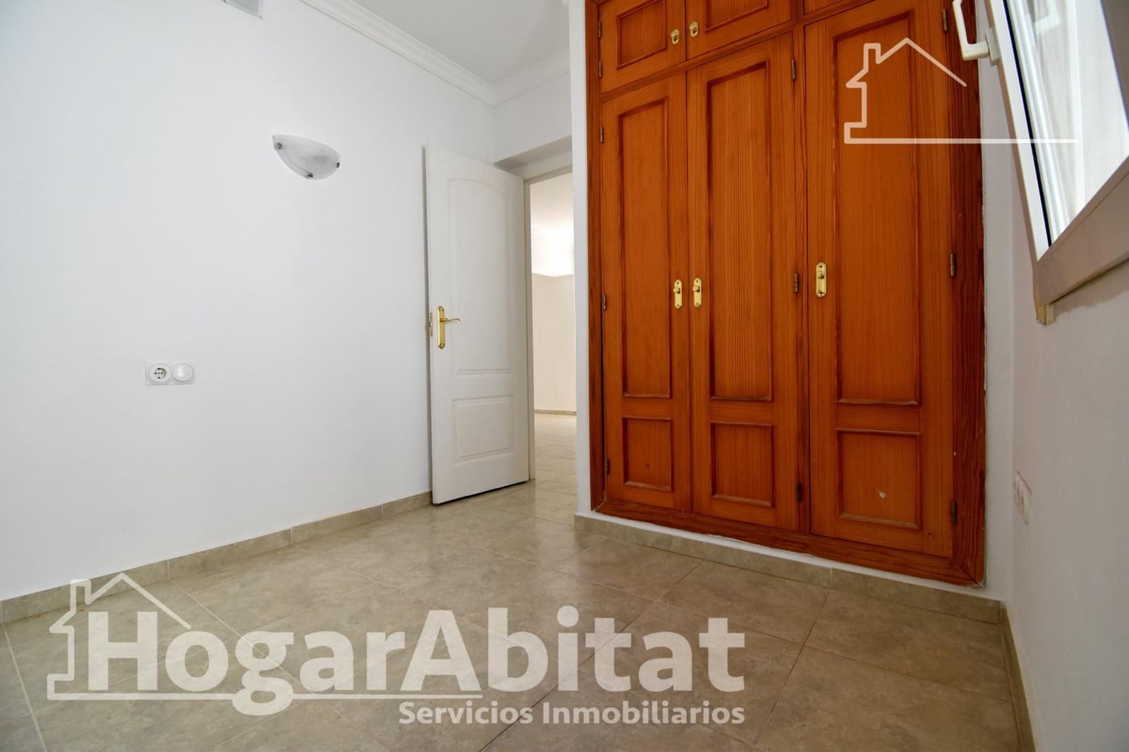 Adosado de 3 habitaciones en Dénia en venta - 350.000 € (Ref: 9990765)