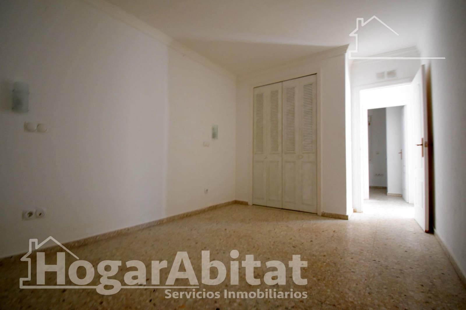 Adosado de 3 habitaciones en Dénia en venta - 350.000 € (Ref: 9990765)
