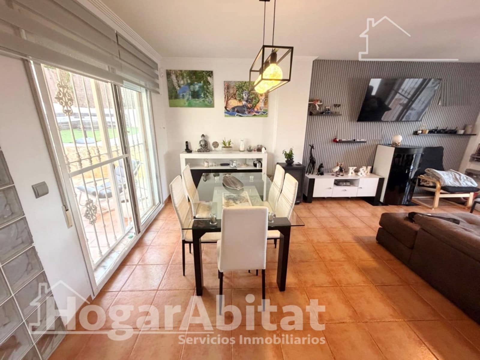 3 soveværelse Villa til salg i Montserrat med swimmingpool garage - € 298.000 (Ref: 9990769)