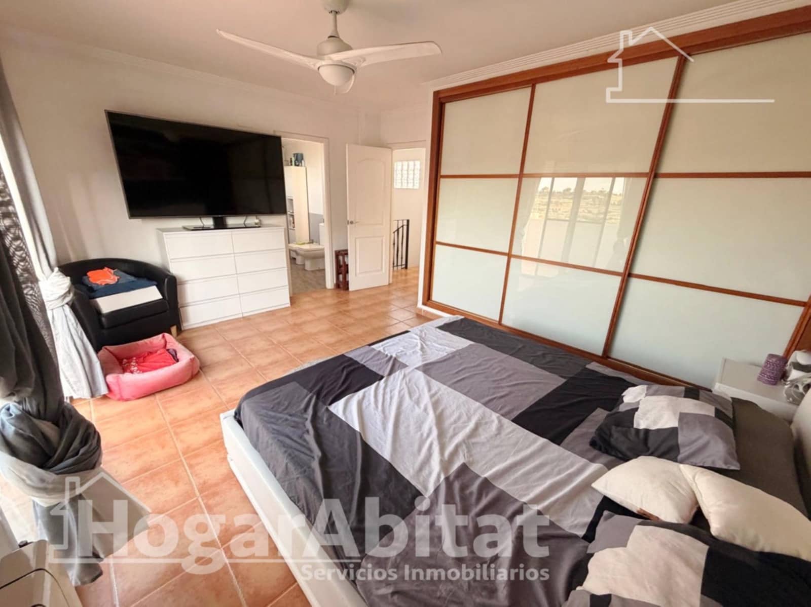 3 soveværelse Villa til salg i Montserrat med swimmingpool garage - € 298.000 (Ref: 9990769)