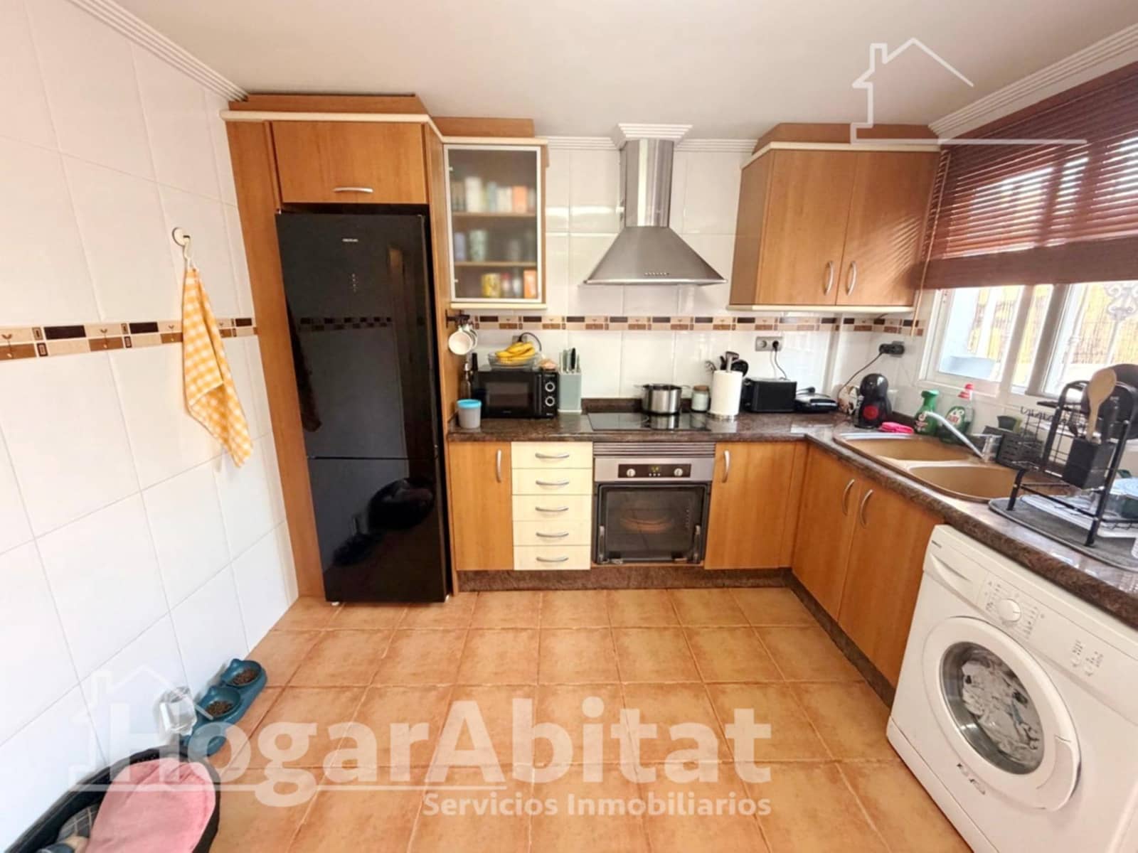 3 soveværelse Villa til salg i Montserrat med swimmingpool garage - € 298.000 (Ref: 9990769)