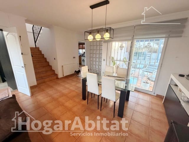 3 soveværelse Villa til salg i Montserrat med swimmingpool garage - € 298.000 (Ref: 9990769)
