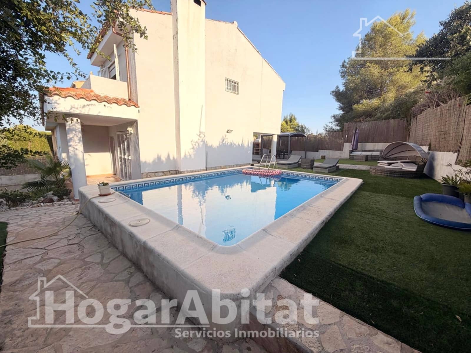 3 soveværelse Villa til salg i Montserrat med swimmingpool garage - € 298.000 (Ref: 9990769)