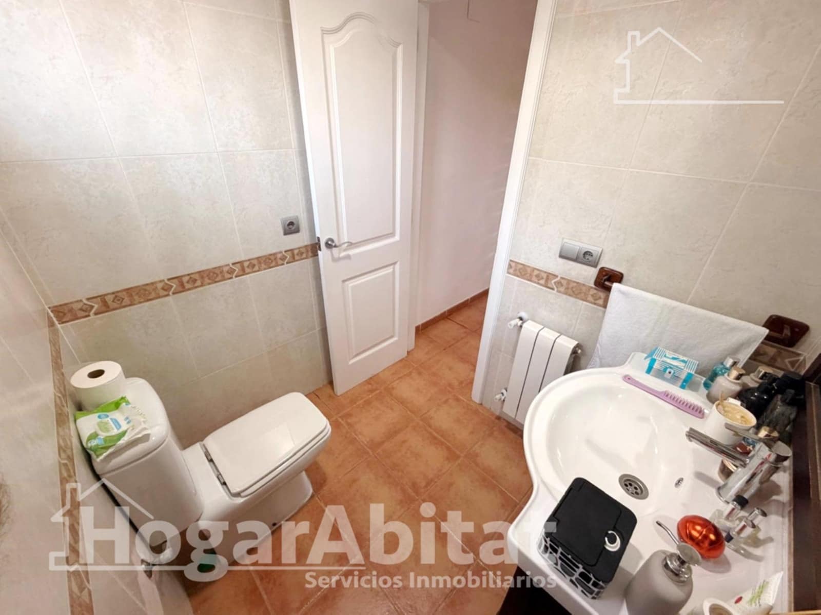 3 soveværelse Villa til salg i Montserrat med swimmingpool garage - € 298.000 (Ref: 9990769)