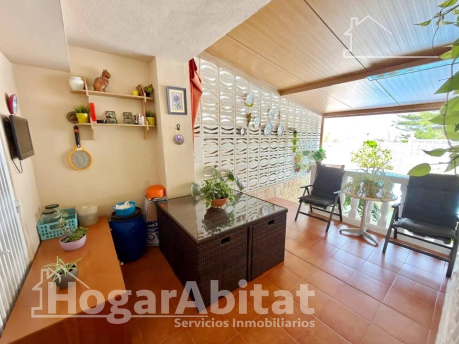 5 slaapkamer Rijtjeshuis te koop in Torrent met zwembad - € 430.000 (Ref: 9990776)