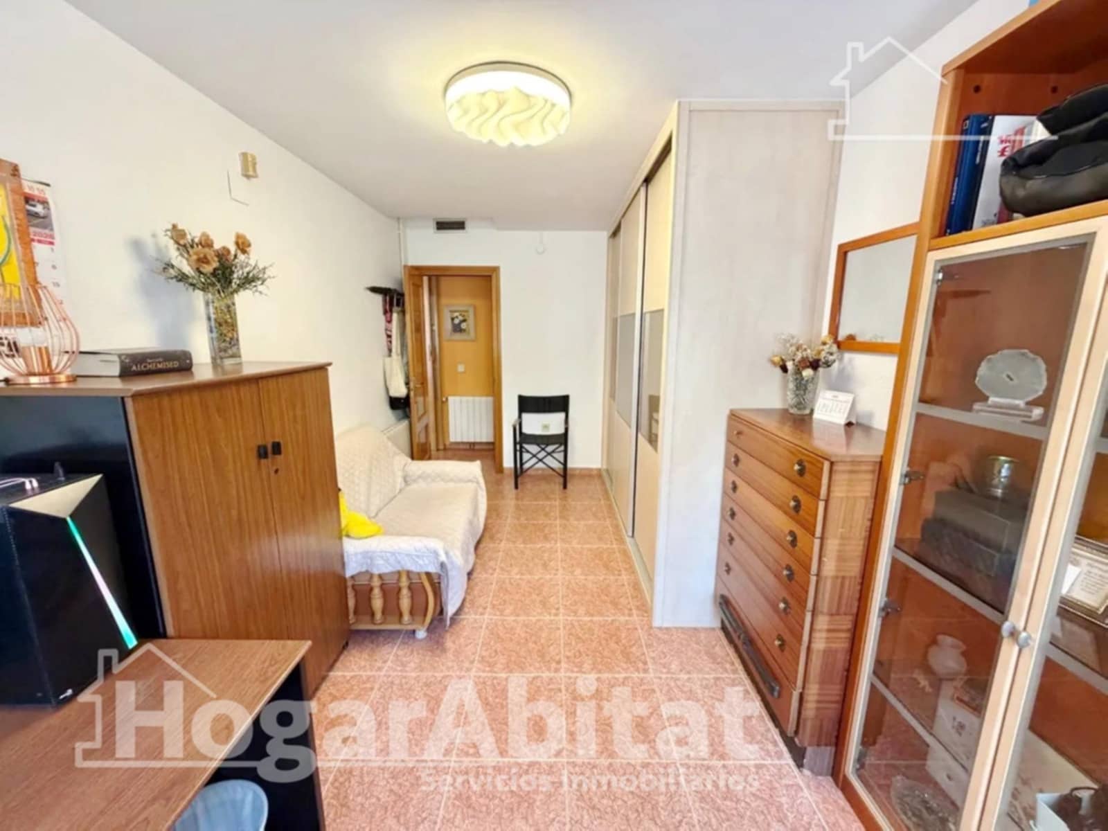 5 slaapkamer Rijtjeshuis te koop in Torrent met zwembad - € 430.000 (Ref: 9990776)