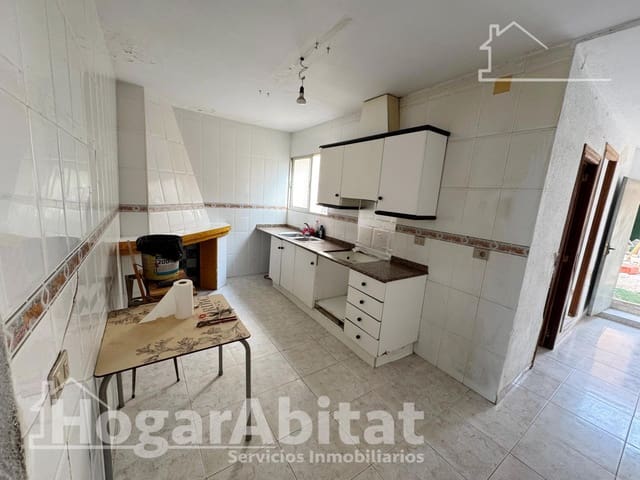 Casa de 3 habitaciones en Vila-real en venta - 99.900 € (Ref: 9990779)