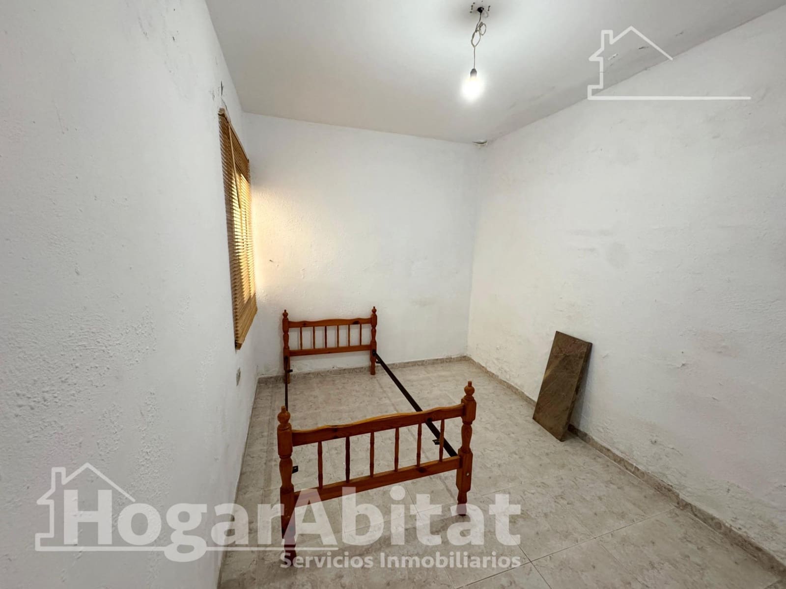 3 makuuhuone Omakotitalo myytävänä paikassa Vila-real - 99 900 € (Ref: 9990779)