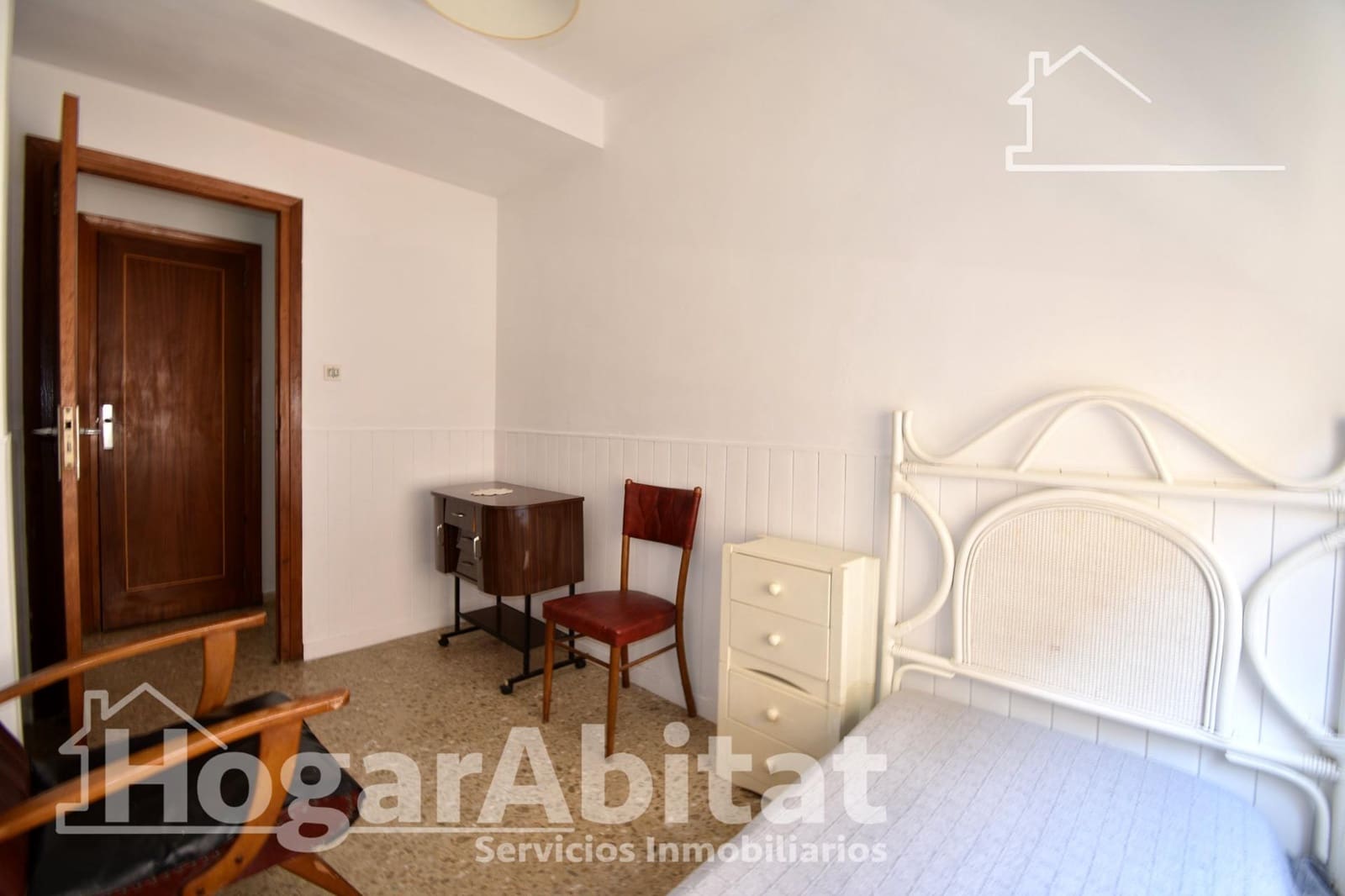 4 sovrum Lägenhet till salu i Oliva - 129 900 € (Ref: 9994293)