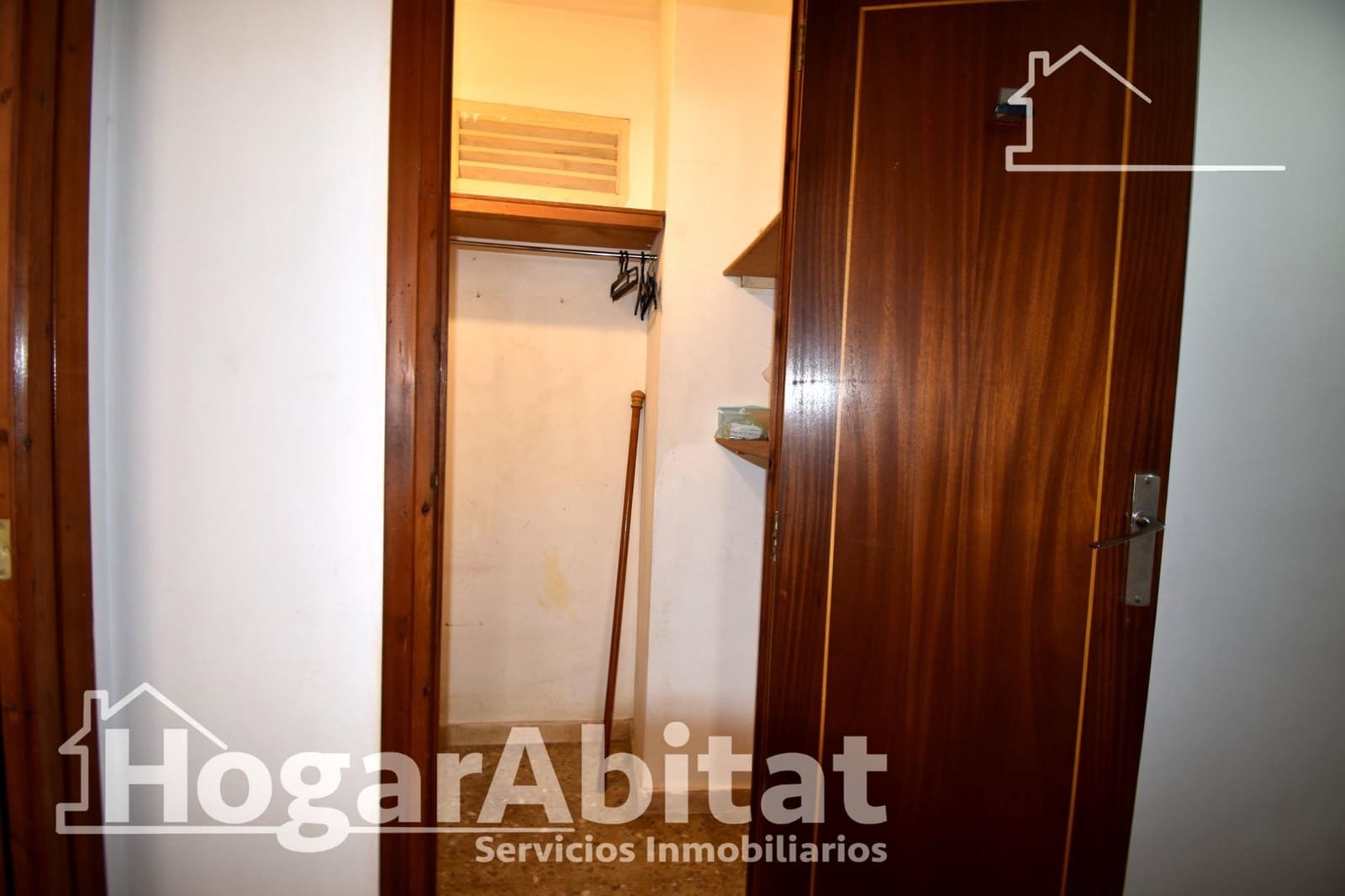 4 sovrum Lägenhet till salu i Oliva - 129 900 € (Ref: 9994293)