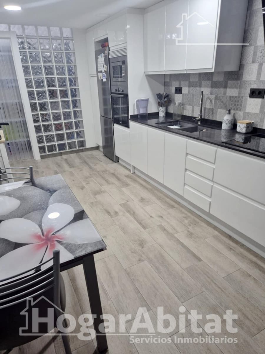 Casa de 3 habitaciones en Vilanova d'Alcolea en venta - 130.000 € (Ref: 9994303)